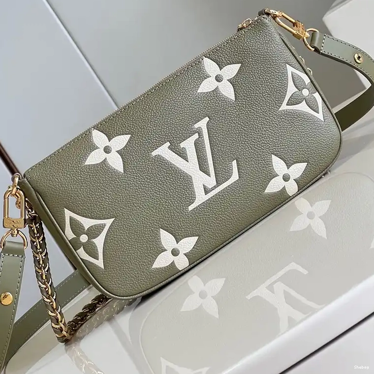 LV 2309YA0009 Bag 0715